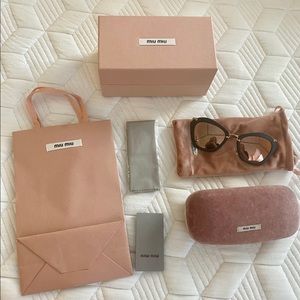 Mini Miu cat eye sunglasses